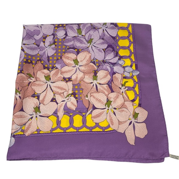 Hermes Vintage Silk Scarf Souvenirs D’Asie Carre 90 By Vladimir Rybaltchenko - Picture 2 of 16